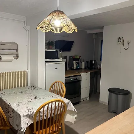 Cozy F2 On The Ground Floor In A Residential Building Daire Gumbrechtshoffen
