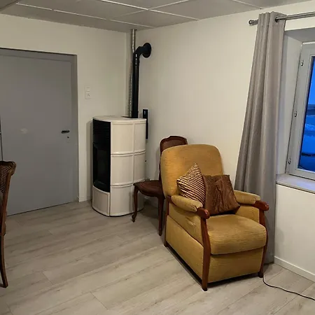 Cozy F2 On The Ground Floor In A Residential Building * Gumbrechtshoffen